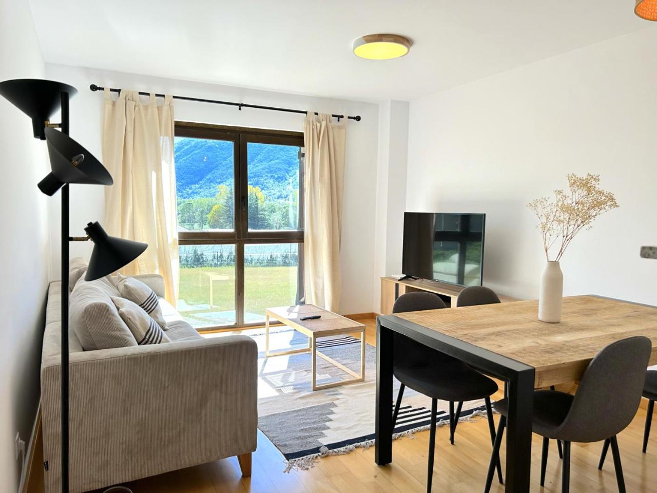 Modern I Familiar Apartament A Esterri D'Aneu By Rural D'Aneu Buitenkant foto